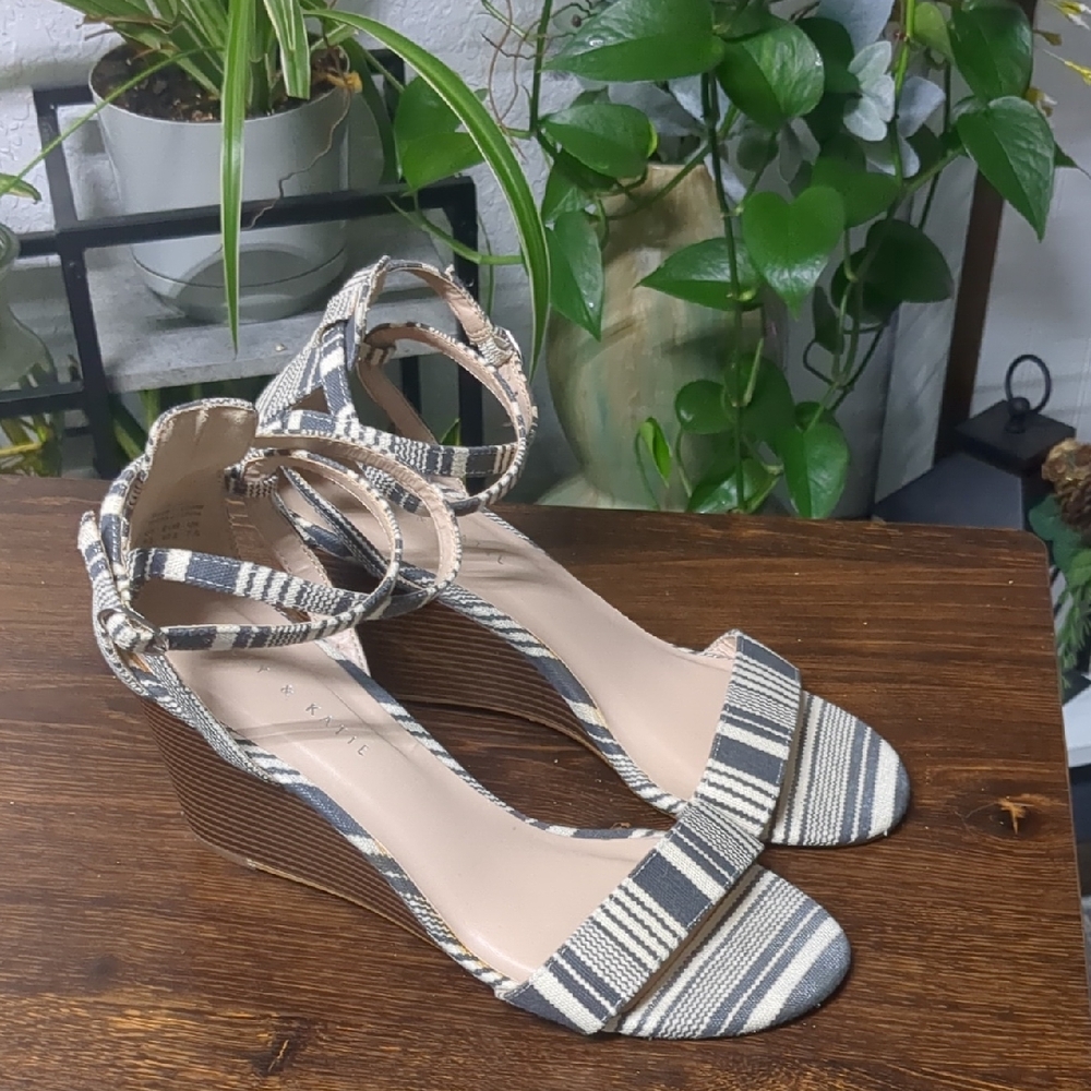 Kelly & Katie Black and White Striped Wedges